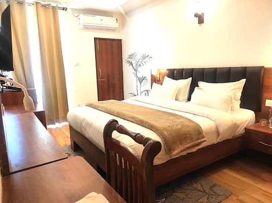 hotel with banquet hall in bhagsu nag, dharamshala - little mastiff dharamshala airport