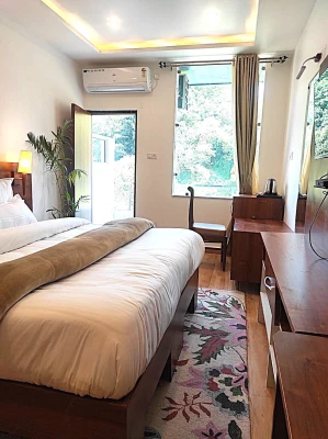 hotel room booking in bhagsu nag, dharamshala - little mastiff dharamshala airport