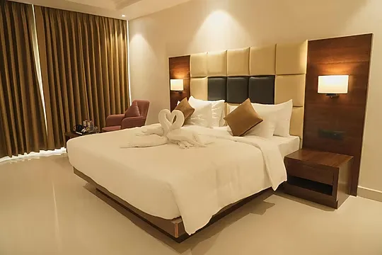 hotel with meeting room in vidyanagar, dharwad - mastiff grand dharwad