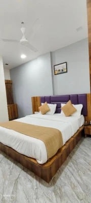 hotel with free parking in kheda road, dholka - hotel neelkanth inn