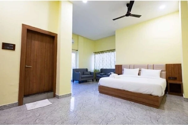 best cheap hotels in the grand inn resort doom-dooma