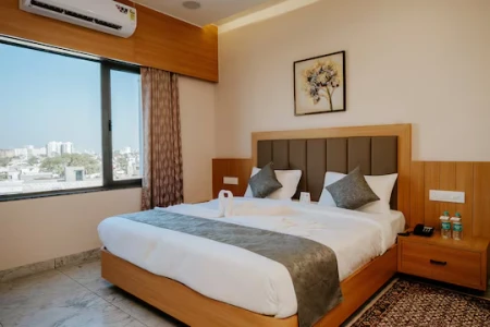 dwarka bus station, dwarka hotel booking - daksh the grand goverdhan