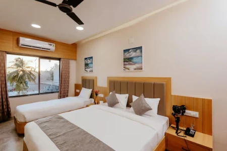 hotel in dwarka bus station, dwarka for family - daksh the grand goverdhan