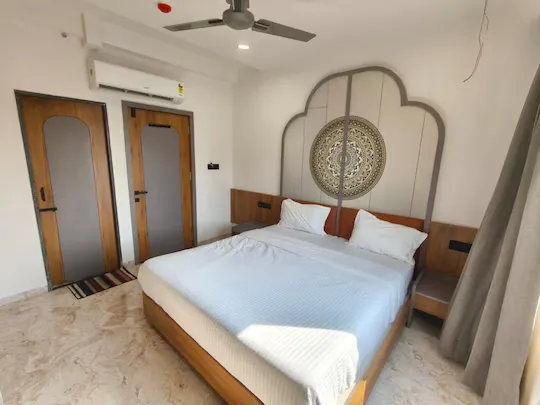 hotel near dwarka railway station - hotel ishant