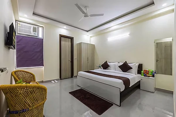 business hotels in hotel the vanta luxe near yashobhoomi dwarka