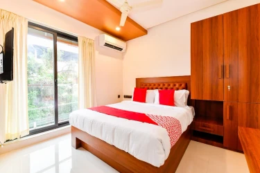 flexible hotel booking in q one plaza ernakulam