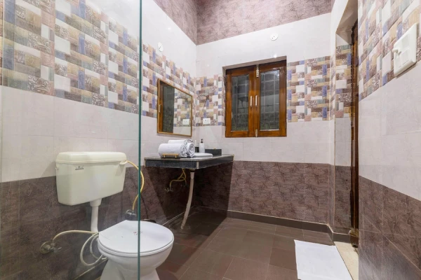 hotel in bhagola, faridabad for family - alaya stays parinita farm 4 bhk villa with pvt pool