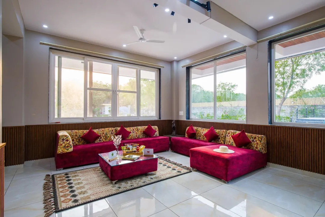 budget hotel in khori jamalpur, faridabad - elivaas amber villa 3-bhk retreat with pvt pool & game room