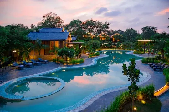 hotel in khori jamalpur, faridabad for couples - elivaas the raha resort faridabad