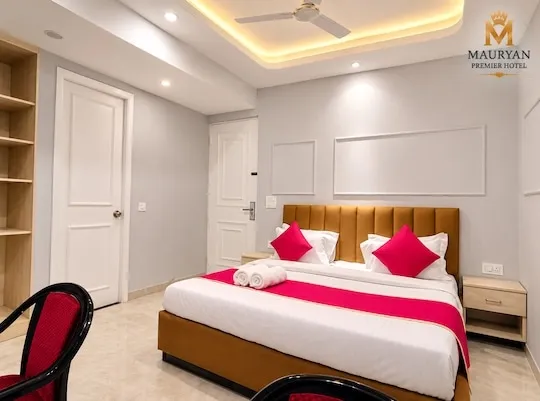 top hotels in mauryan premier hotel greenfield faridabad