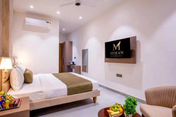 hotel in sector 42, faridabad for family - miran hotel & suites