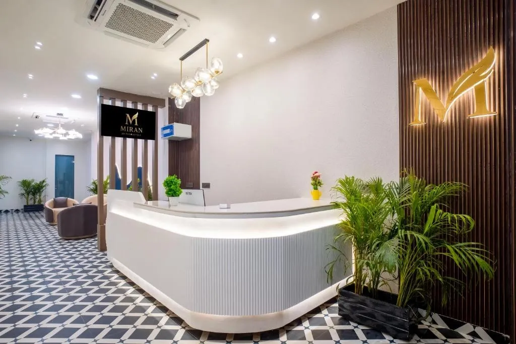 short stay hotels in miran hotel & suites faridabad