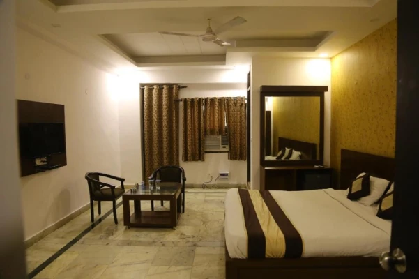 hotel in sector 28, faridabad for couples - rockwood inn