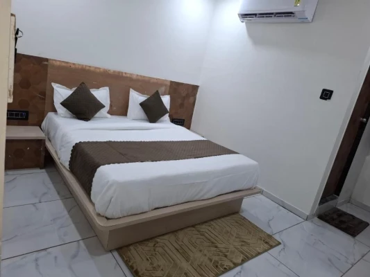 five star hotels in hotel asiana gandhinagar