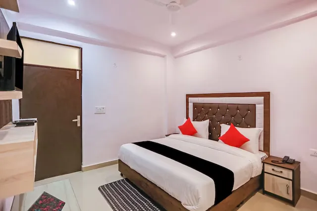 hotel room booking in vasundhara, ghaziabad - hotel golden stone