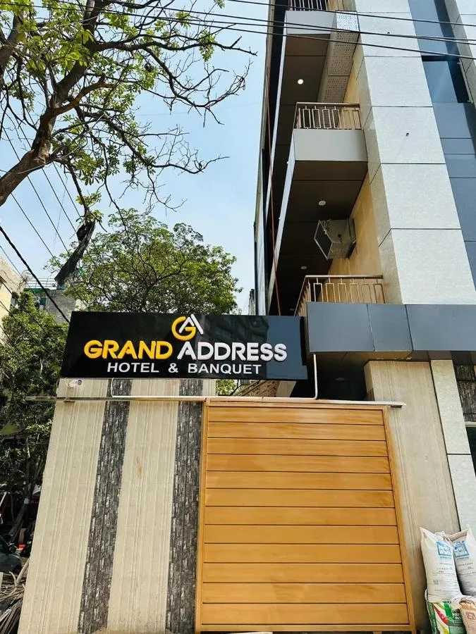 best day use hotels in hotel grand address ghaziabad