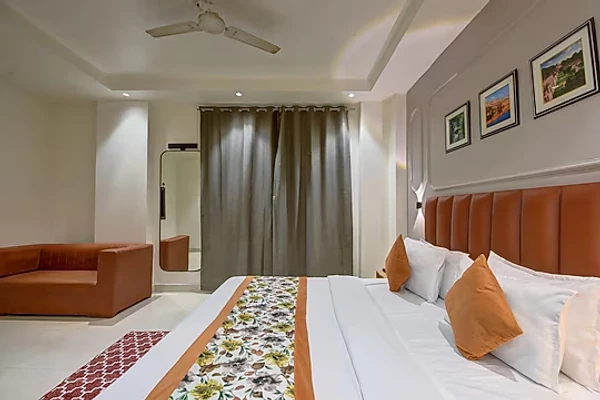 best hotel stay in qotel comfort at residency kaushambi ghaziabad