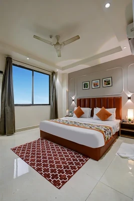 hotels for couple in qotel comfort at residency kaushambi ghaziabad
