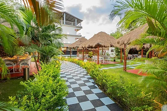 online room booking in morjim, goa - alaya stay gracias close to ashvem beach