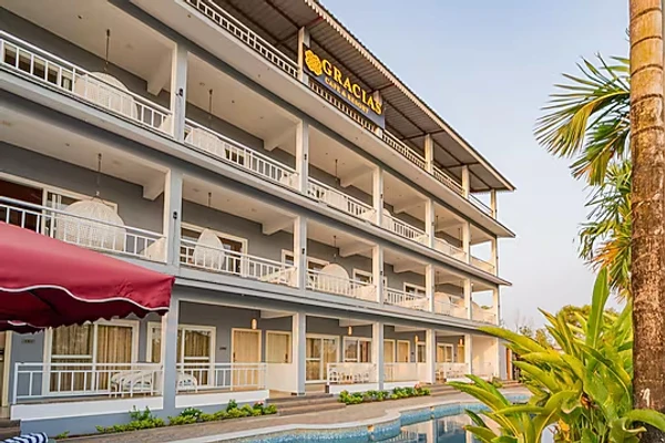 jacuzzi hotel in morjim, goa - alaya stay gracias close to ashvem beach