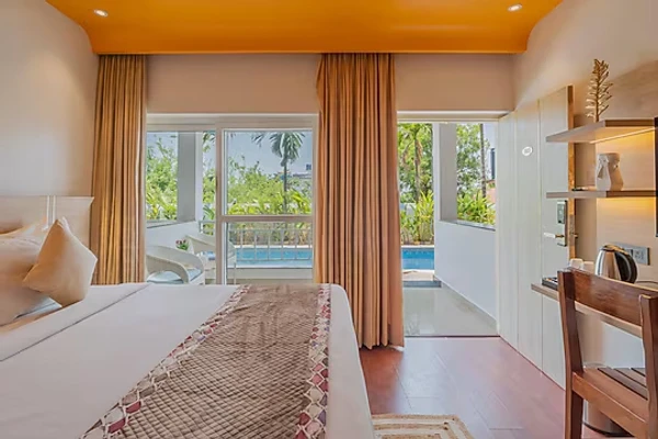 hotel near goa airport - alaya stay gracias close to ashvem beach