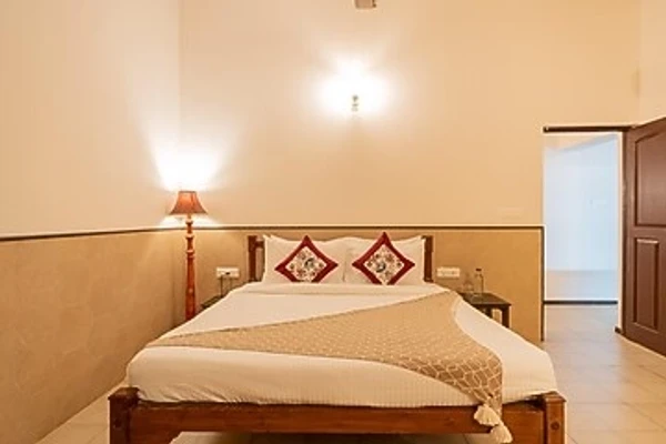 hotel in calangute beach, goa for family - alaya stays casa do mar 4 bhk villa with private pool calangute