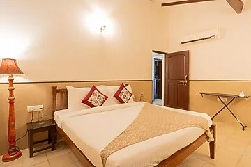 hotel with meeting room in calangute beach, goa - alaya stays casa do mar 4 bhk villa with private pool calangute