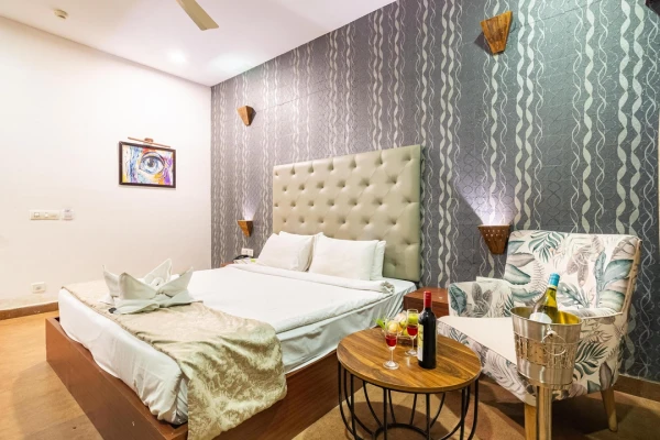 family hotel with pool in calangute beach, goa - amara oceanfront resort baga