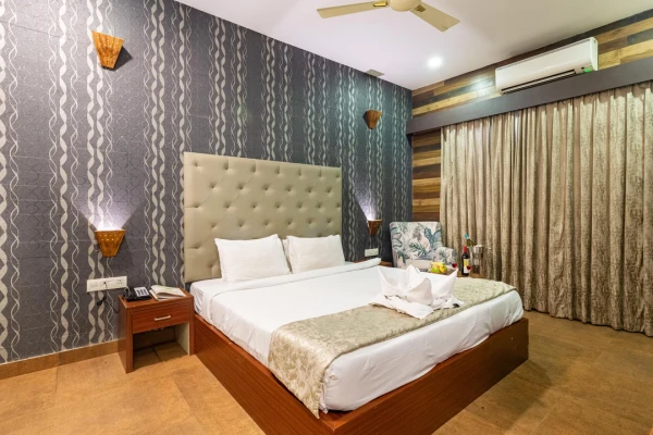 hotel near goa airport - amara oceanfront resort baga