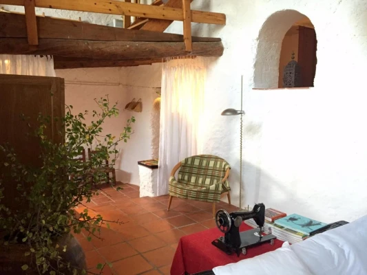 homestay in colva beach, goa below 1000 - casa yolanda