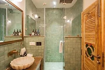 hotel in assagao, goa for family - elivaas amayah 3 bhk with outdoor pool assagao