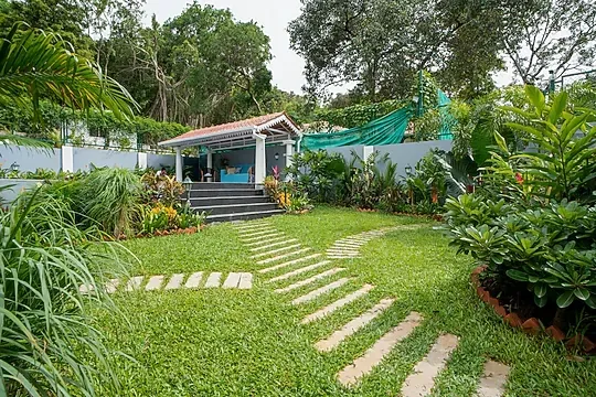 hotel in assagao, goa for family - elivaas bludoor luxury  5bhk villa with private pool vagator