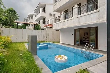 hotel in siolim, goa for family - elivaas casa verdea 4 bhk villa with private pool in siolim