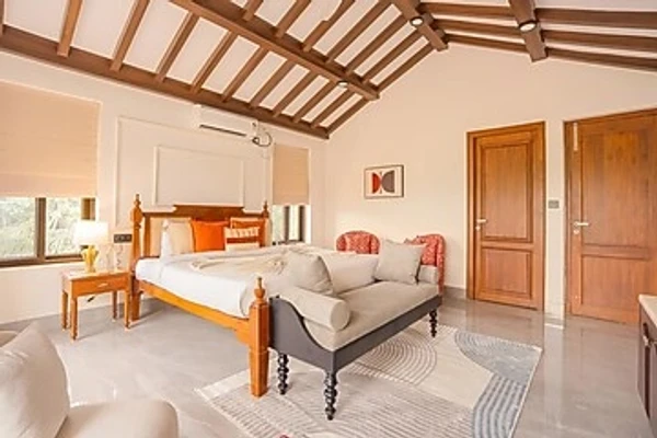 hotel with bar in siolim, goa - elivaas casa verdea 4 bhk villa with private pool in siolim