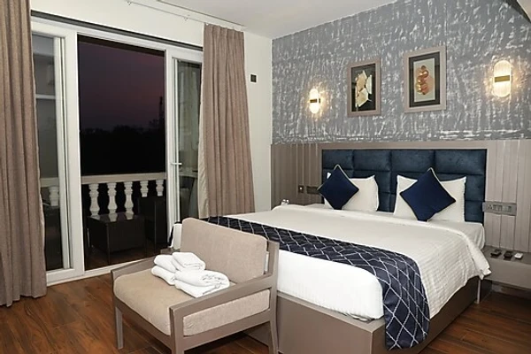 jacuzzi hotel in anjuna, goa - grand continent, anjuna - a sarovar portico affiliate hotel