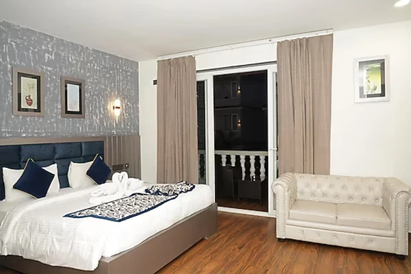 hotel near goa railway station - grand continent, anjuna - a sarovar portico affiliate hotel