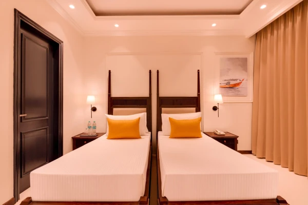 hotel with meeting room in arpora, goa - lemon tree hotel arpora goa
