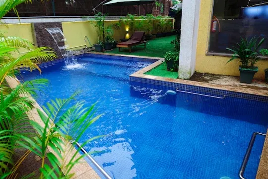 hotels for couple in trevon hotels & resorts candolim goa goa
