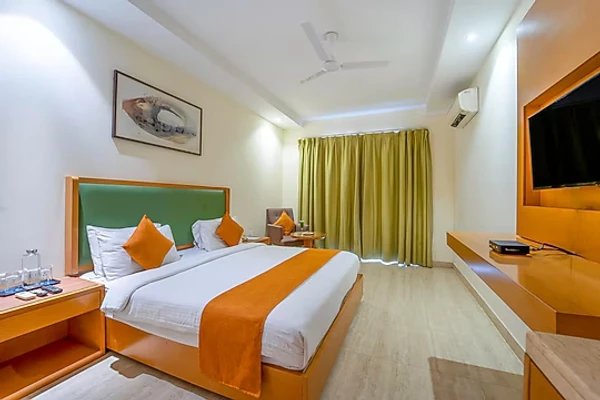 couple friendly hotels in trevon hotels & resorts candolim goa goa