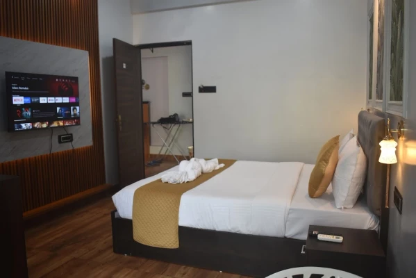 homestay in candolim, goa with private pool - vacation home stay candolim