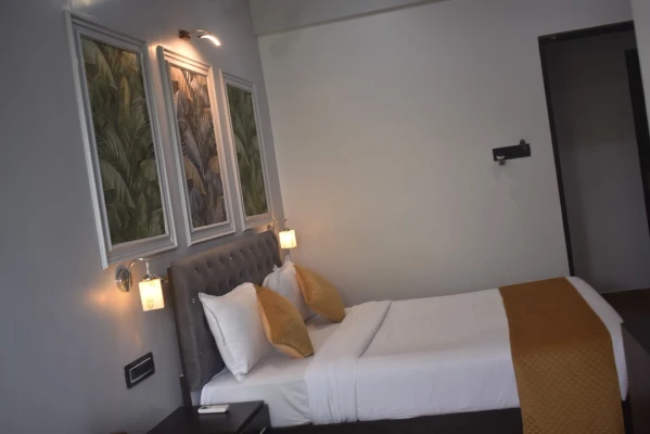 homestay in candolim, goa with private pool - vacation home stay candolim