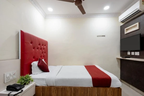 hotel with banquet hall in arundelpet, guntur - hotel aditya grand inn