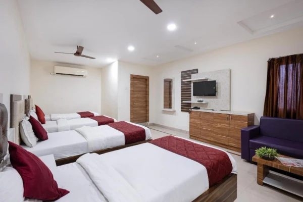 jacuzzi hotel in arundelpet, guntur - hotel aditya grand inn