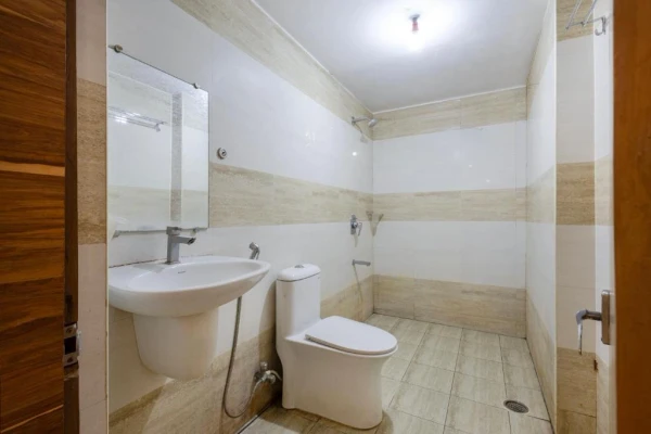hotel near guntur railway station - hotel aditya grand inn