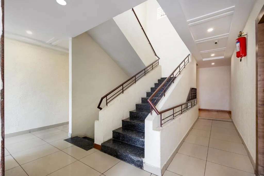 hotel with party hall in arundelpet, guntur - hotel aditya grand inn