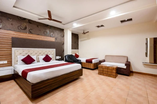 hotel near guntur railway station - hotel aditya grand inn