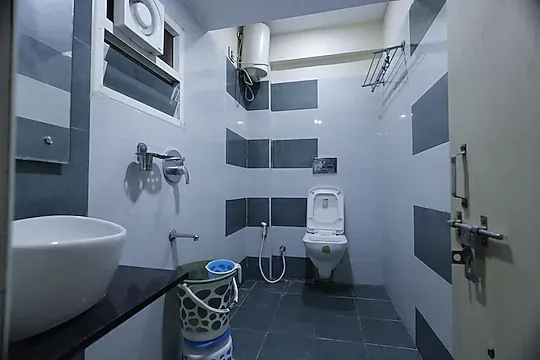 online room booking in pattabhipuram, guntur - hotel devi fortune