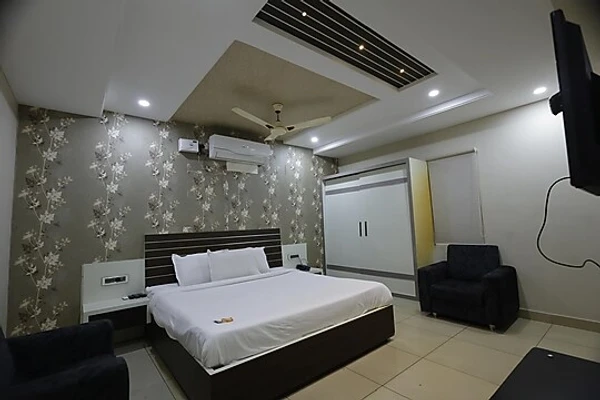 jacuzzi hotel in pattabhipuram, guntur - hotel devi fortune