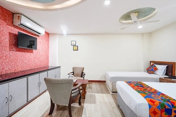 hotel with swimming pool in arundelpet, guntur - hotel jaya grand