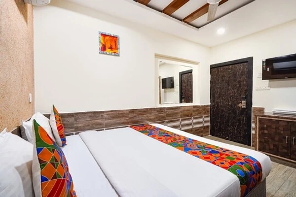 hotel with free parking in arundelpet, guntur - hotel jaya grand